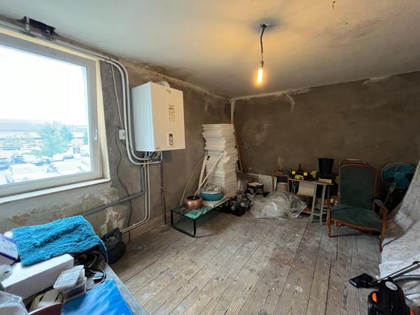 BACCARAT MAISON DE VILLE AVEC BEAU POTENTIEL