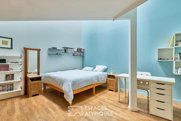 Triplex avec terrasse sur une cour végétalisée