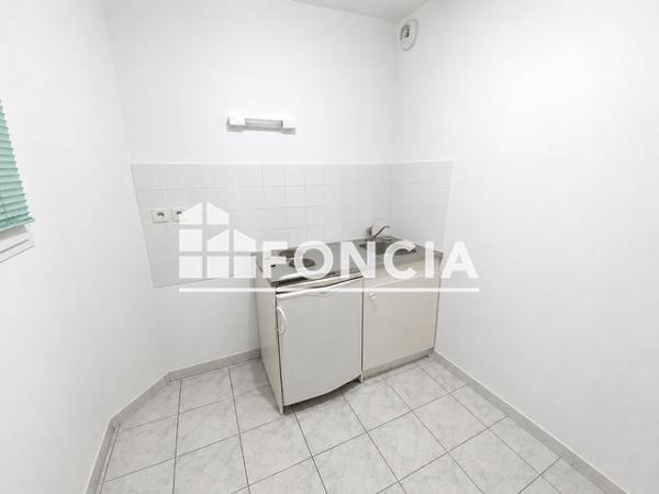 Location Appartement 2 pièces 48.16 m² - 48 ALLEE DES MOULINS Laval 53000