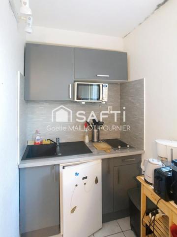 Studio avec terrasse