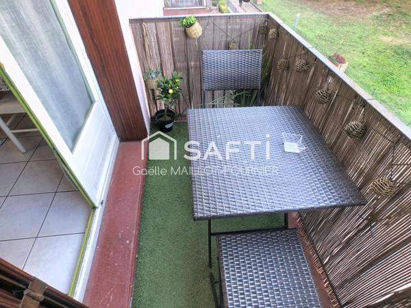 Studio avec terrasse