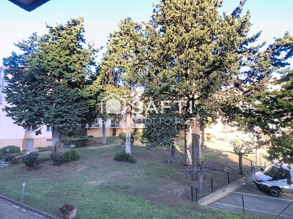 Studio avec terrasse