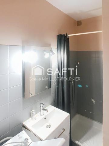 Studio avec terrasse