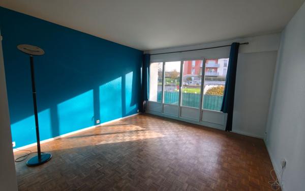 Appartement à louer    6 pièces •  Aubergenville