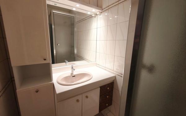 Appartement à louer    6 pièces •  Aubergenville