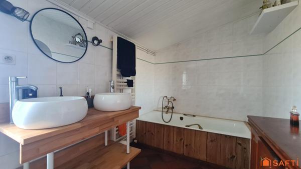 Longère et sa dépendance au coeur du Marais