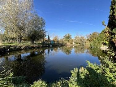 Terrain de loisirs - Bois - Etang à vendre à Laon dans l'Aisne (02000), ref : 02002-342