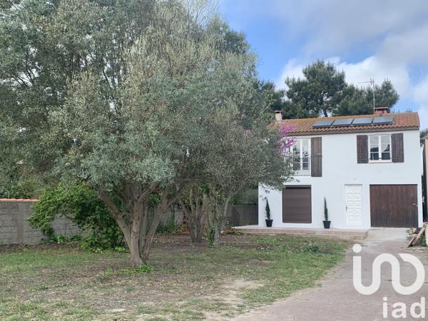 Maison 4 pièces de 115 m² à Saint-Laurent-de-la-Salanque (66250)