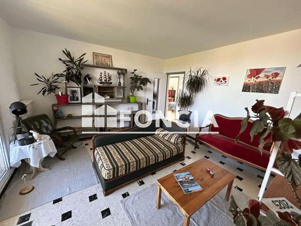 Location Appartement 4 pièces 83 m² - 148 IMPASSE DES AMANDIERS Pont Saint Esprit 30130