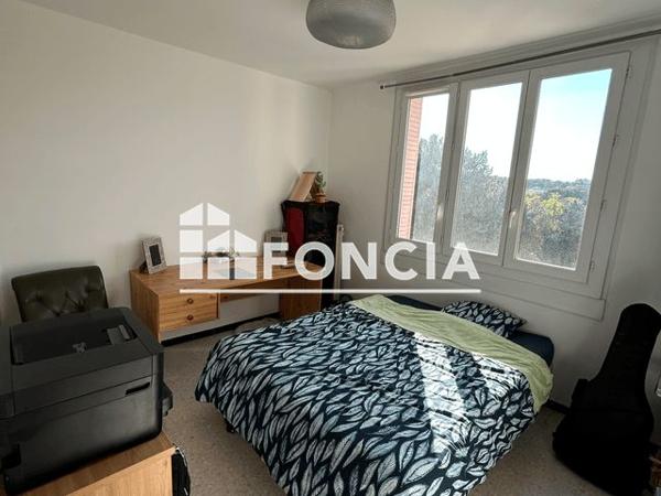 Location Appartement 4 pièces 83 m² - 148 IMPASSE DES AMANDIERS Pont Saint Esprit 30130