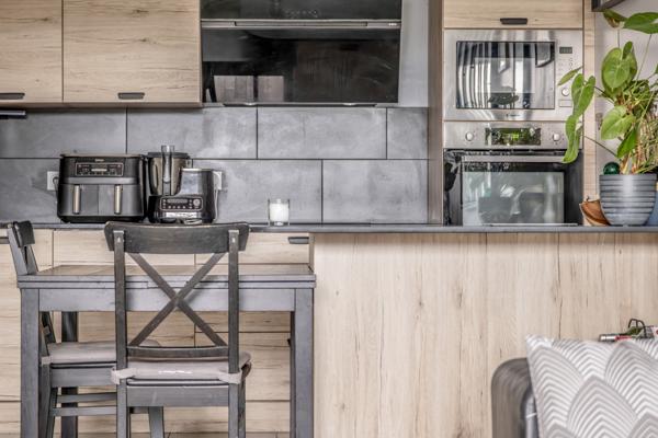 Viroflay (78220) VIROFLAY RIVES GAUCHE 3 PIECES - 2 chambres-Terrasse de 17M²