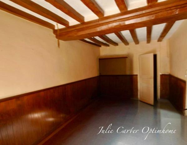 Maison de bourg à rafraîchir