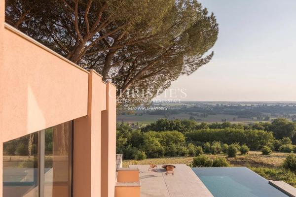 Propriété d’Architecte Moderniste – Panorama à Couper le Souffle près de Bordeaux