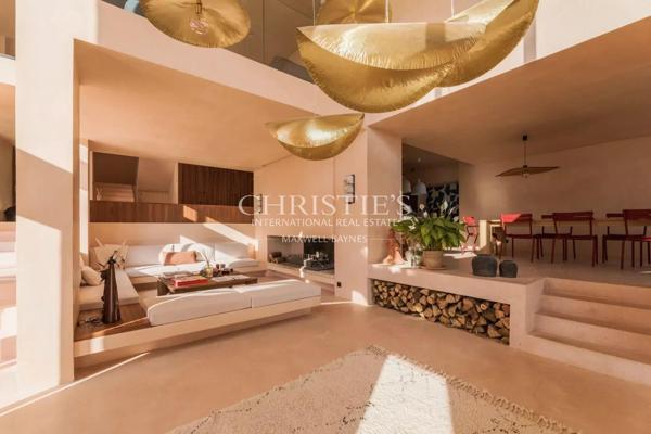 Propriété d’Architecte Moderniste – Panorama à Couper le Souffle près de Bordeaux