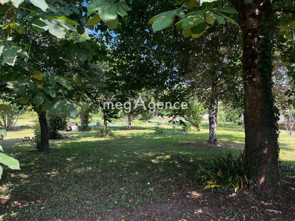 Terrain à JUBLAINS, 53160 - 3501m²