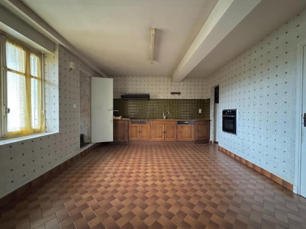 Grande maison de ville avec jardin, vue Pyrénées