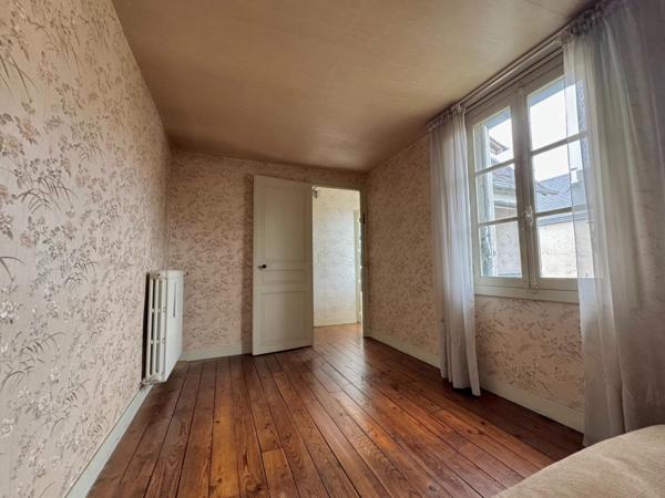 Grande maison de ville avec jardin, vue Pyrénées