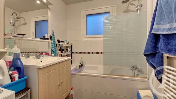 Appartement T3 à vendre  3 pièces - 70 m2 TREFFLEAN - 56