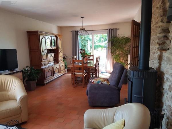 Propriete à vendre à Cré sur Loir dans la Sarthe (72200), ref : 1179