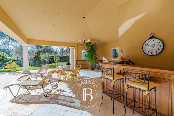 Mougins, Villa 4 Chambres -  500 m² à vendre