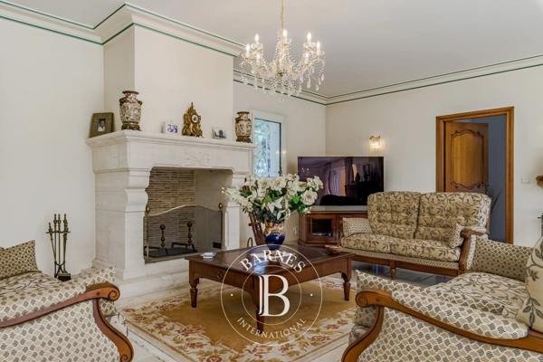 Mougins, Villa 4 Chambres -  500 m² à vendre
