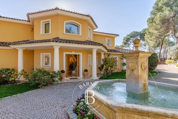 Mougins, Villa 4 Chambres -  500 m² à vendre