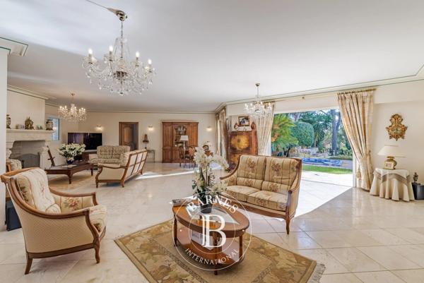 Mougins, Villa 4 Chambres -  500 m² à vendre
