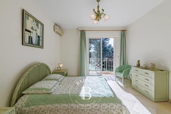 Mougins, Villa 4 Chambres -  500 m² à vendre