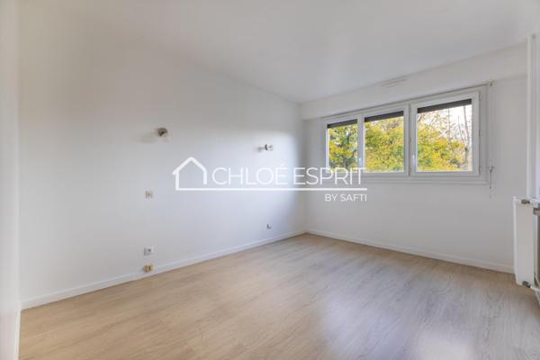 BEAU 4 PIÈCES AVEC BALCON + 2 PARKINGS