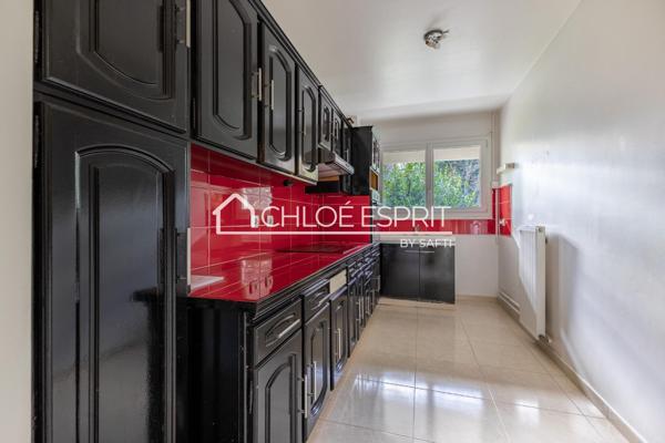 BEAU 4 PIÈCES AVEC BALCON + 2 PARKINGS