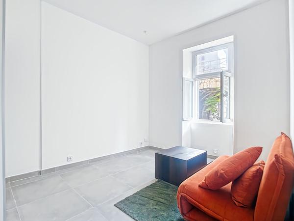 Charmant Appartement 2 Pièces 31 m2 à Vendre à Marseille - Secteur La Capelette