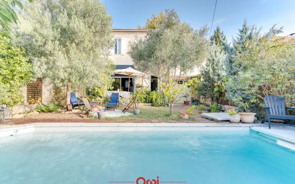 Maison à vendre    5 pièces • 144 m2 Marseille 12