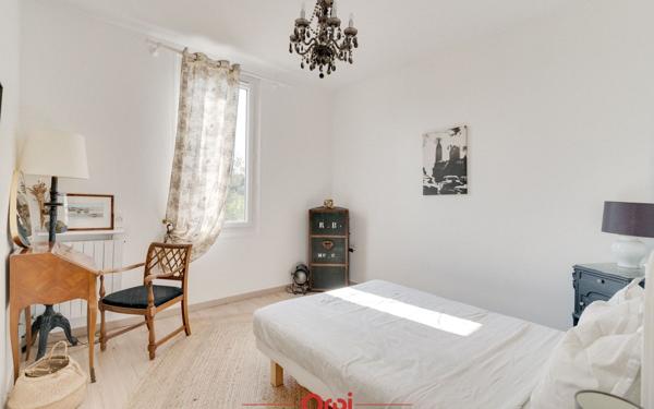 Maison à vendre    5 pièces • 144 m2 Marseille 12