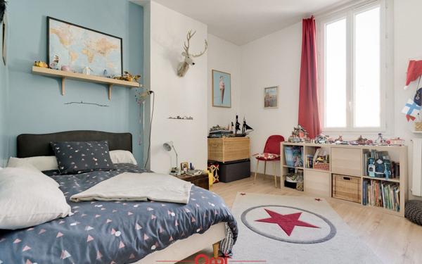 Maison à vendre    5 pièces • 144 m2 Marseille 12