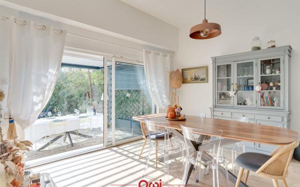 Maison à vendre    5 pièces • 144 m2 Marseille 12