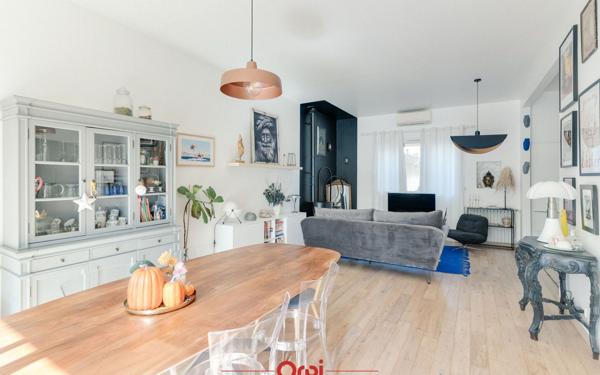 Maison à vendre    5 pièces • 144 m2 Marseille 12