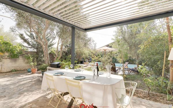 Maison à vendre    5 pièces • 144 m2 Marseille 12