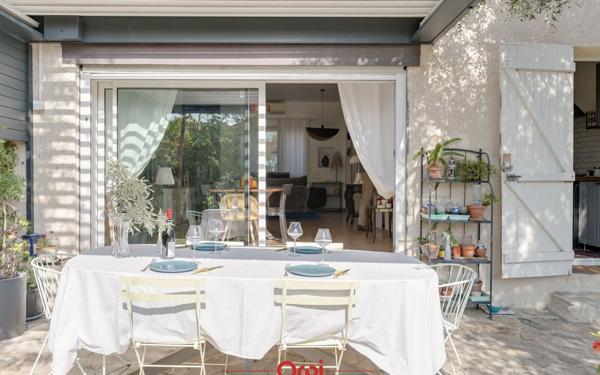 Maison à vendre    5 pièces • 144 m2 Marseille 12