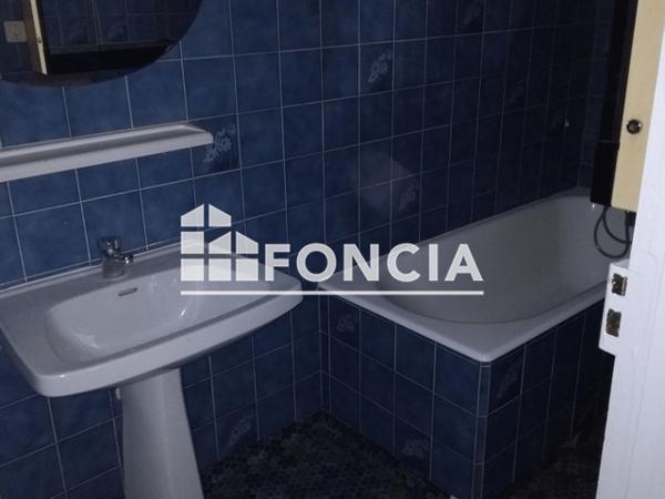 Location Appartement 2 pièces 49.57 m² - 41 RUE GARONNE Agen 47000