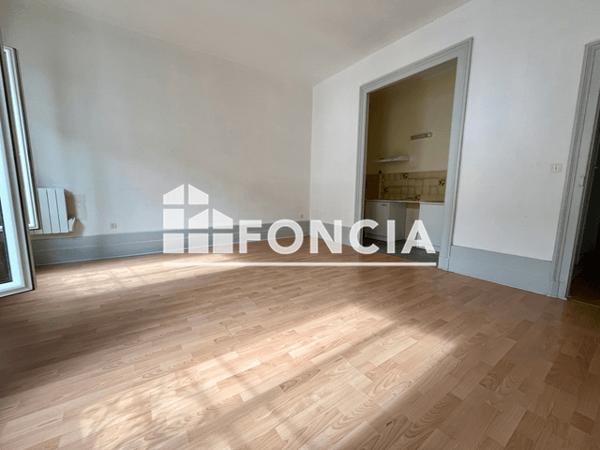 Location Appartement 2 pièces 49.57 m² - 41 RUE GARONNE Agen 47000