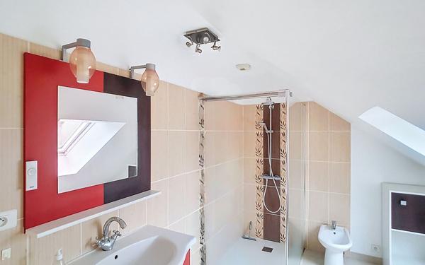 Maison à vendre    7 pièces • 178 m2 Couëron