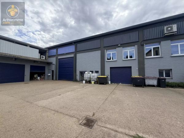 Vente                                                      Local industriel
                        
                     20 pièces                      1327 m2                     à Woippy