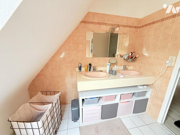 Maison Betton centre T4 3 chambres non mitoyenne