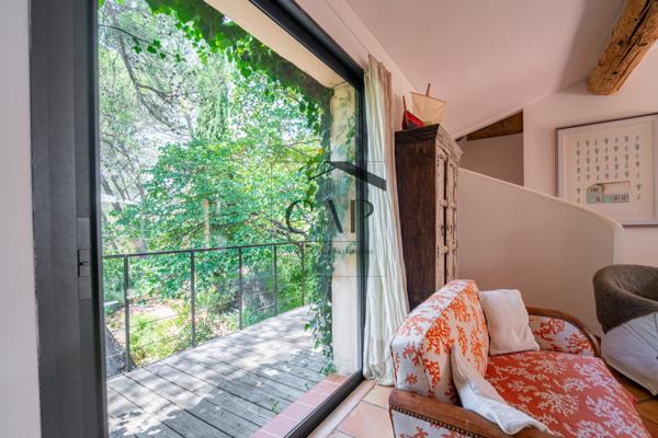 Aix-en-Provence (13100) Belle propriété à 2 km du centre d’Aix – 243 m² habitables sur 5 430 m² de terrain