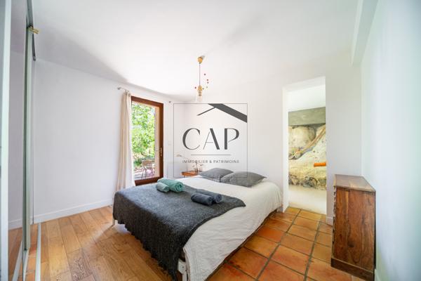 Aix-en-Provence (13100) Belle propriété à 2 km du centre d’Aix – 243 m² habitables sur 5 430 m² de terrain