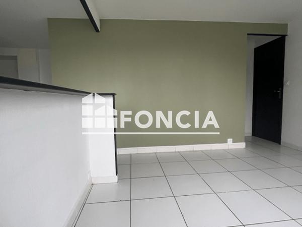 Location Appartement 2 pièces 43.71 m² - 27 BOULEVARD DE LA PETITE VITESSE Sable Sur Sarthe 72300
