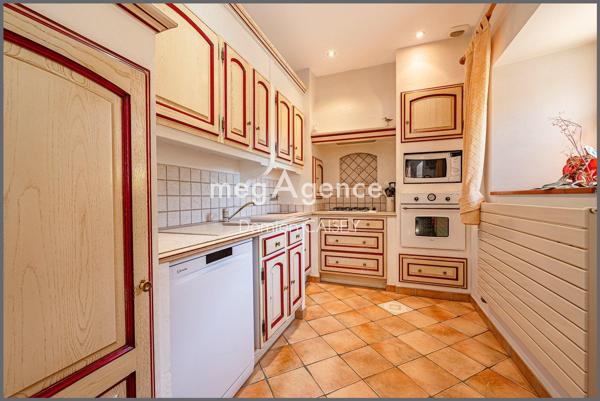 Maison à PERROS-GUIREC, 22700 - 10 pièces 234m²
