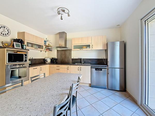 Charmante maison au calme - 6 chambres - BAUNE