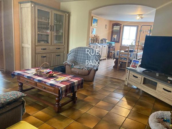 86100 CHATELLERAULT Charmante maison de ville avec garage !