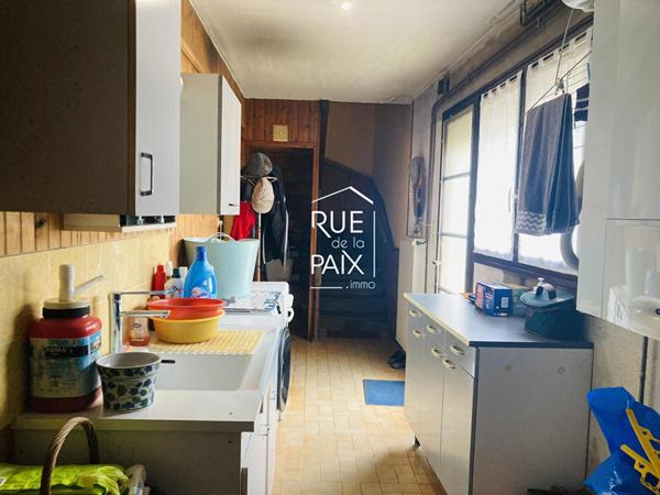 86100 CHATELLERAULT Charmante maison de ville avec garage !